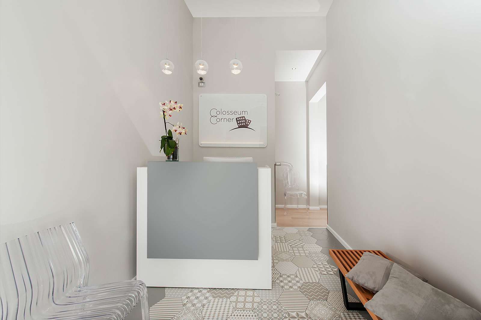 Welcome toColosseum Corner