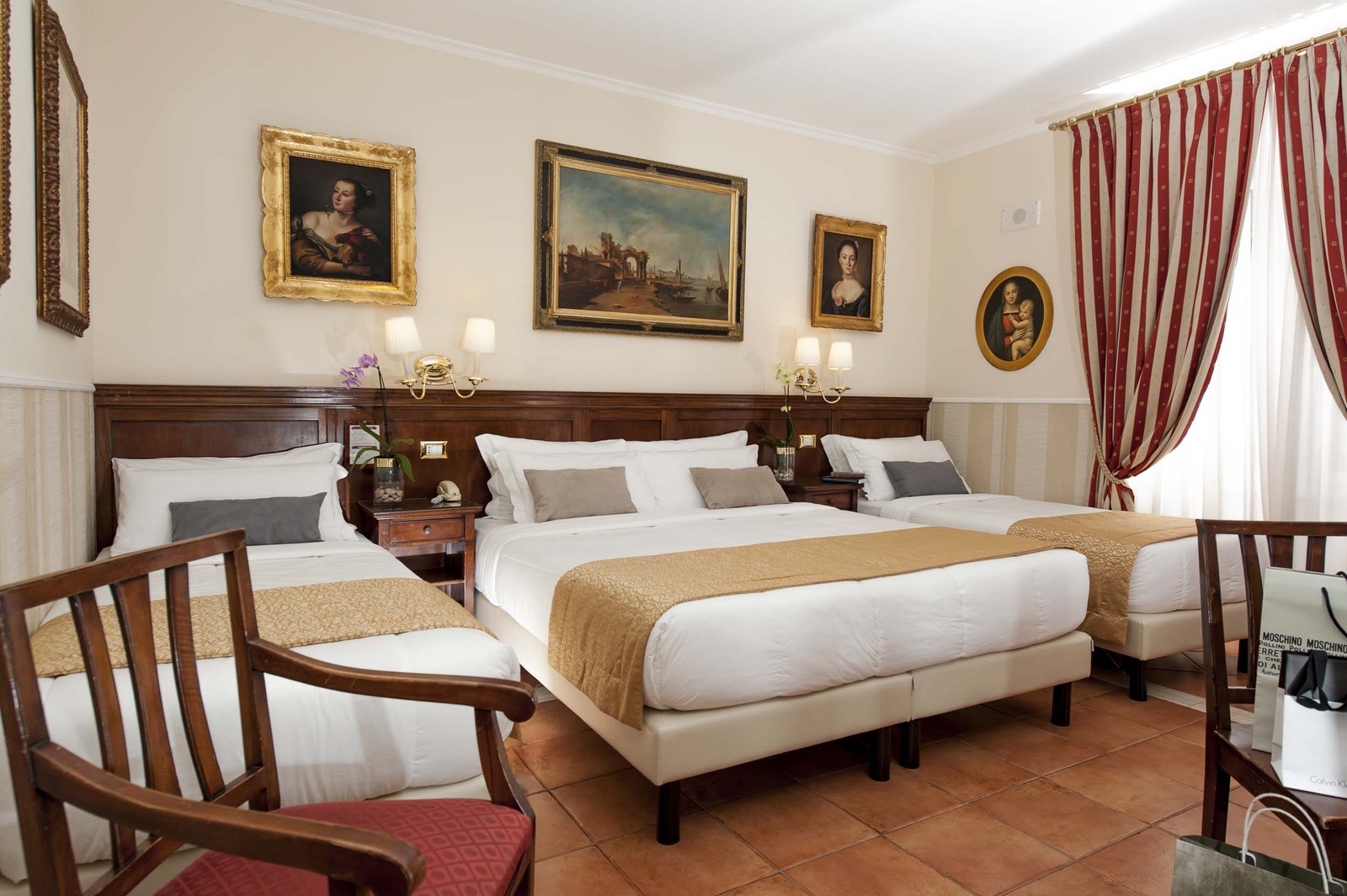 Des Artistes Rome Hotel Photo Gallery – Hotel Rooms