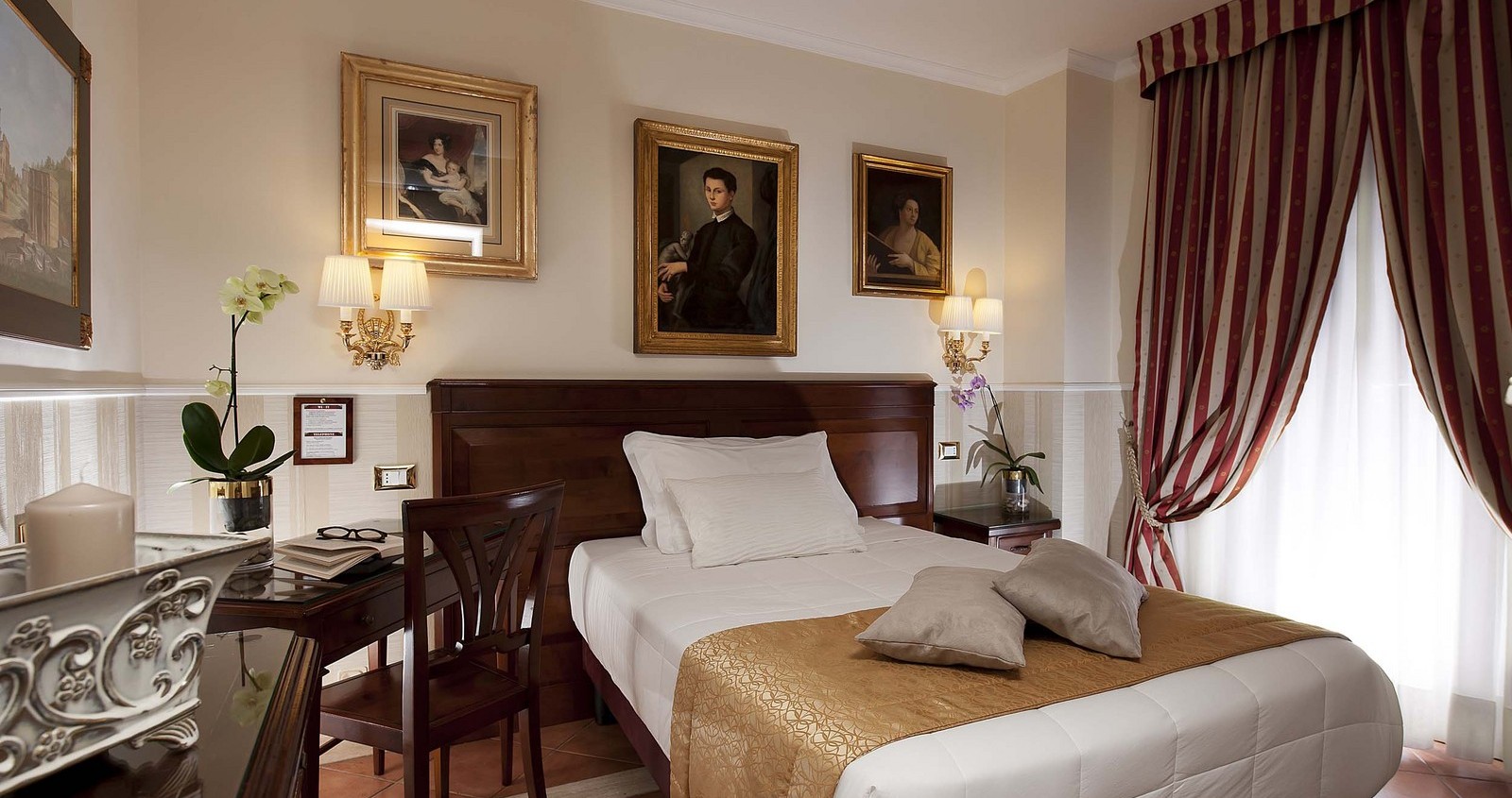 Des Artistes Rome Hotel Photo Gallery – Hotel Rooms